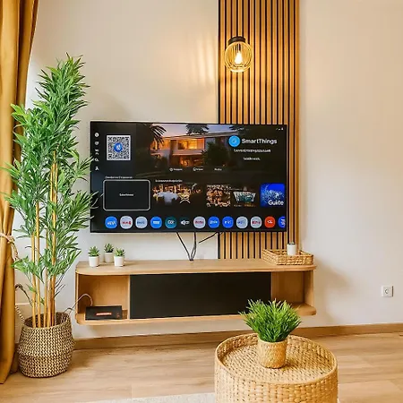 Lumineux Et Elegant Au Coeur De *